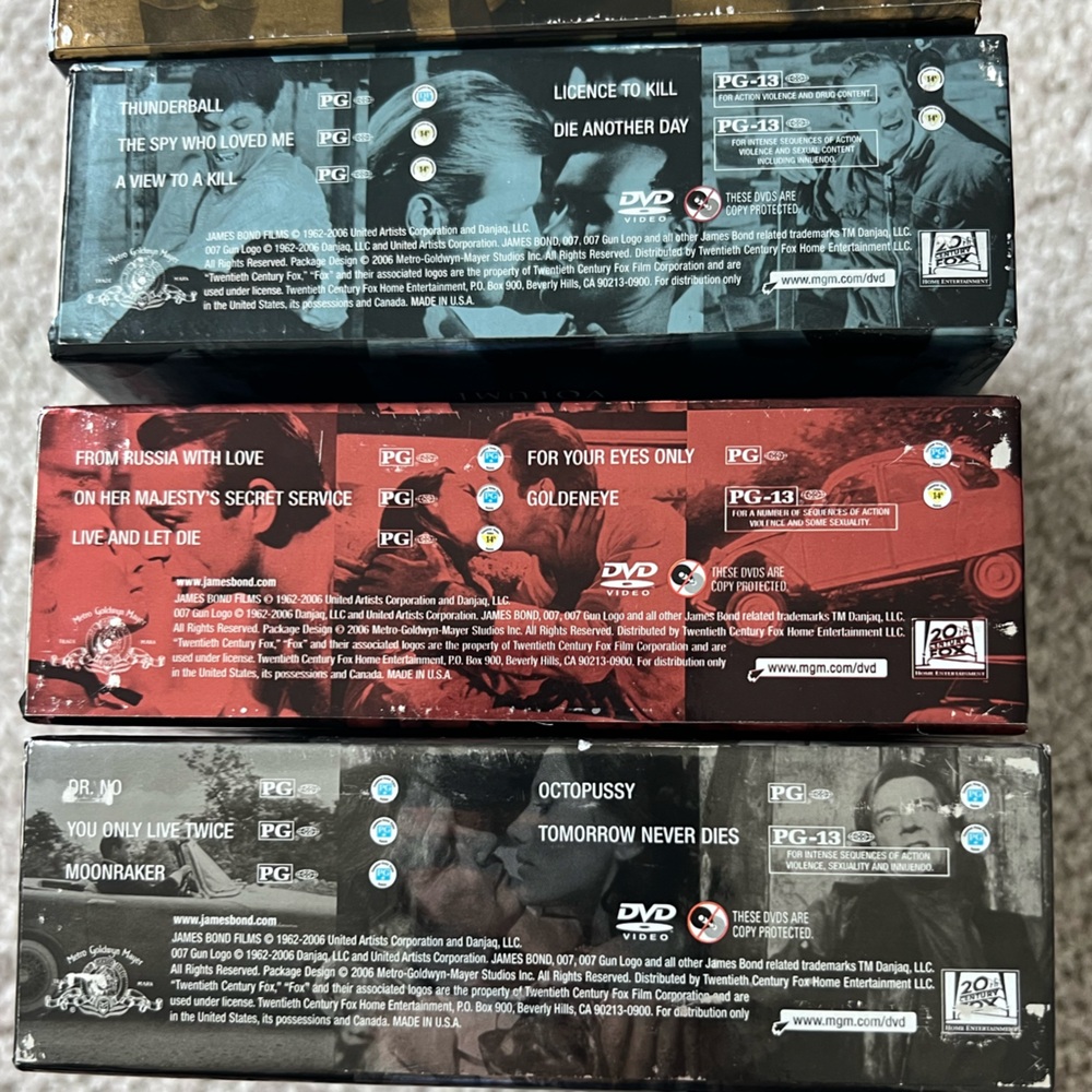 📀JAMES BOND: Volumes 1-4, in original boxing, 007 ultimate edition set. - Picture 10 of 10